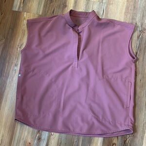 Figs scrub top size L